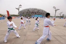 职工运动会：活力四射，展现个人魅力！